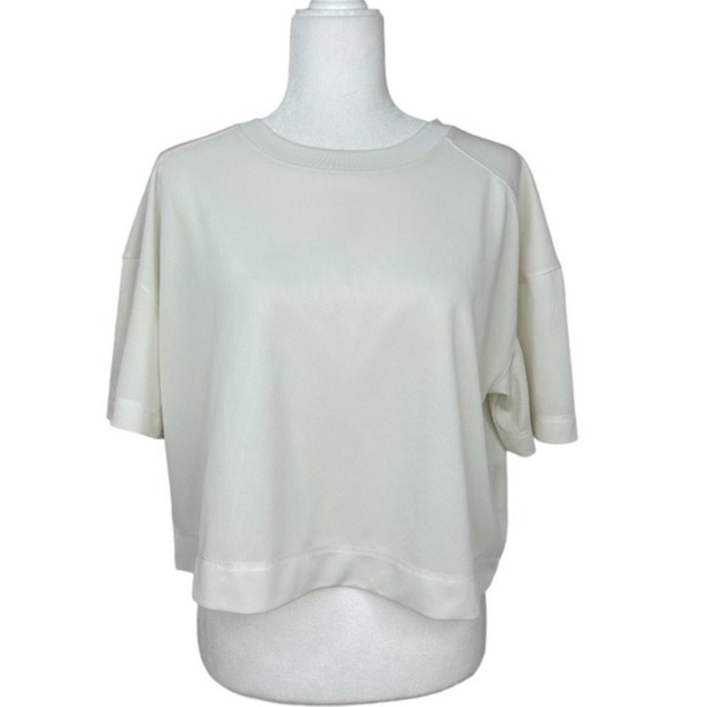 Everlane Perform White Recycled Polyester Boxy Cropped Short Sleeve Tee Large‎